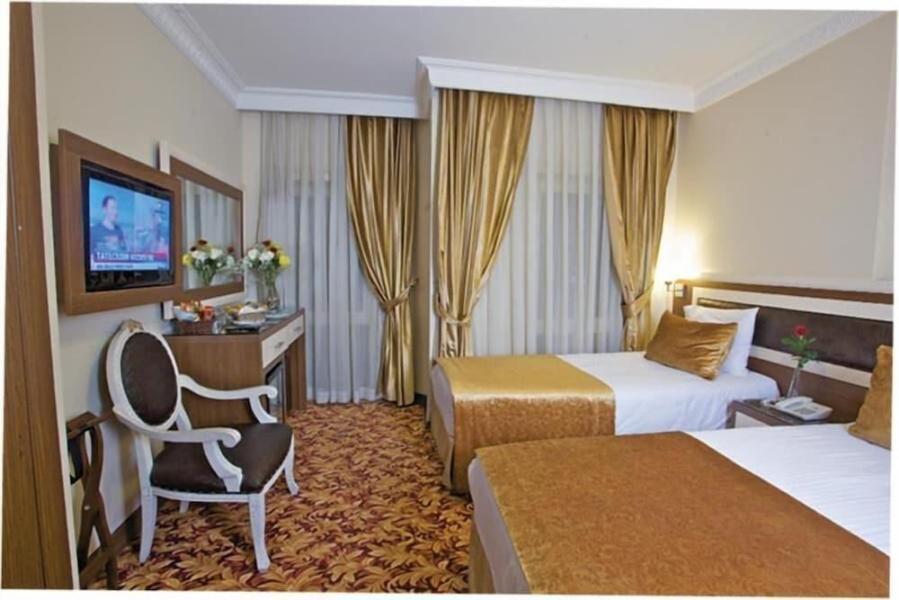 Grand Anatolia Hotel イスタンブール エクステリア 写真